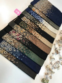 روسری کریشه درختی طرح گل ریز طیفی سایز ۱۲۰