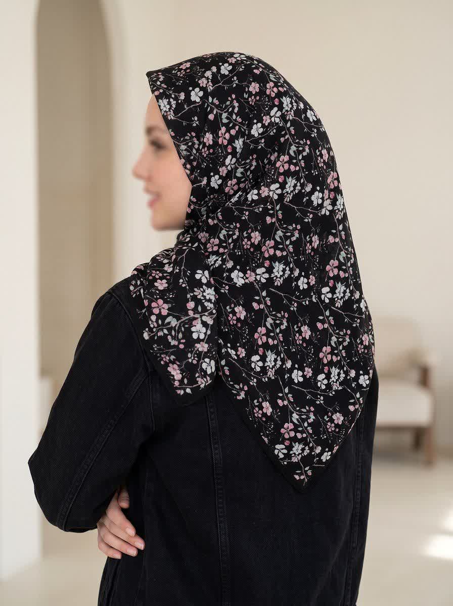 روسری بچه گانه کرپ نخ طرح شاخسار سایز ۱۰۰